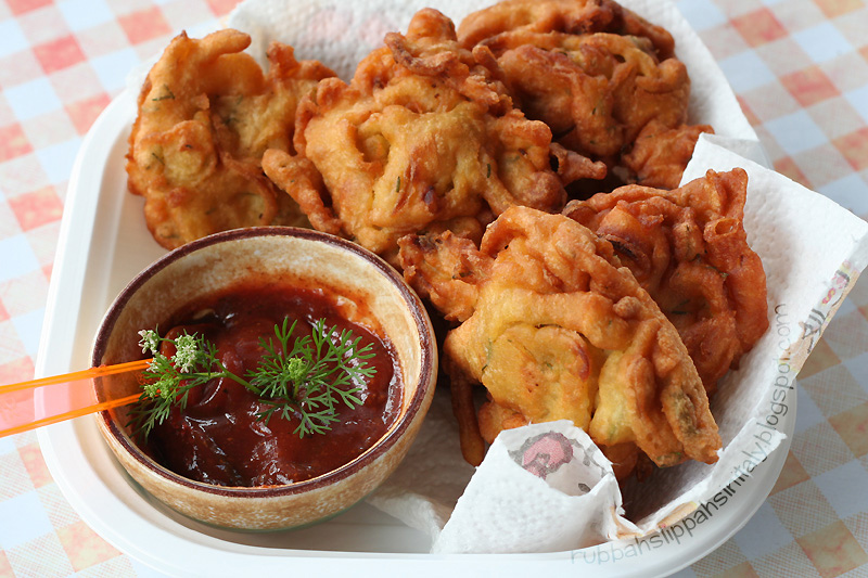 pakoras-and-rain