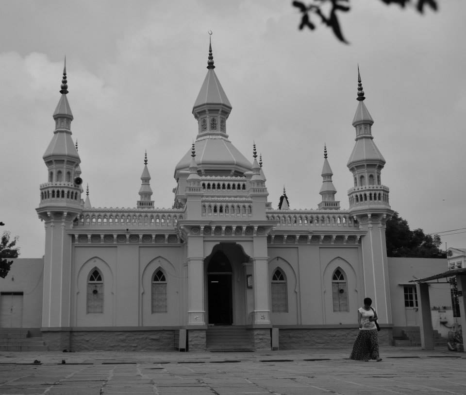 Masjid Iqbal Ud Daula