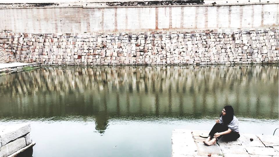 hampi-pond-shweta-gurjar