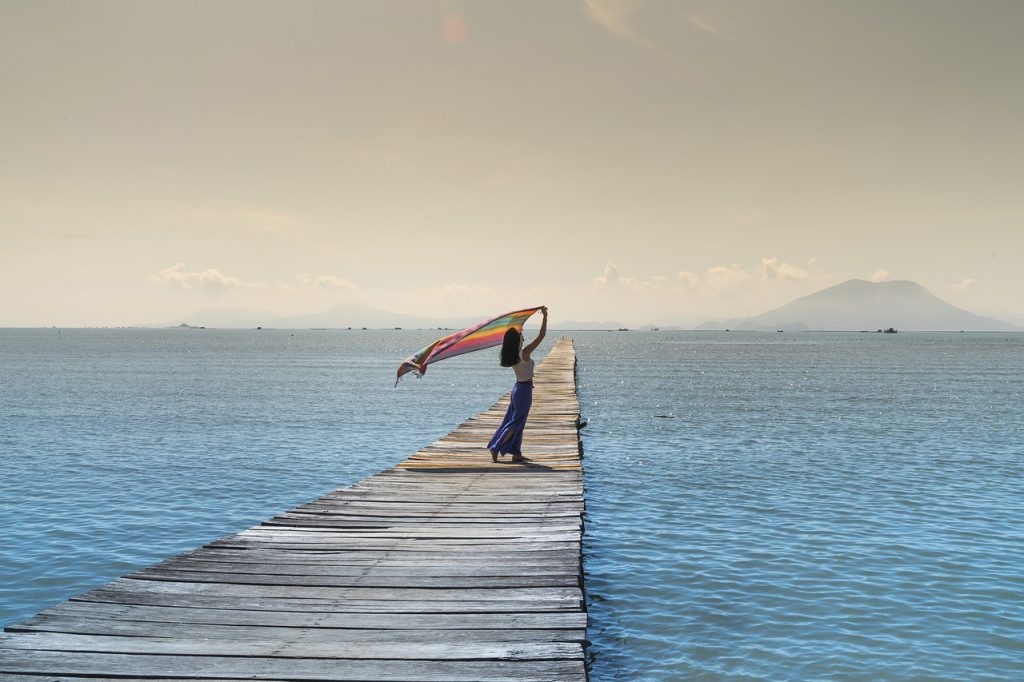 Travel-to-be-a-better-person