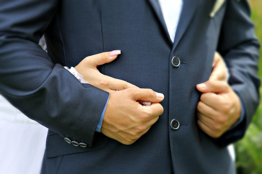 Things-You-Should-Know-About-Men’s-Suits