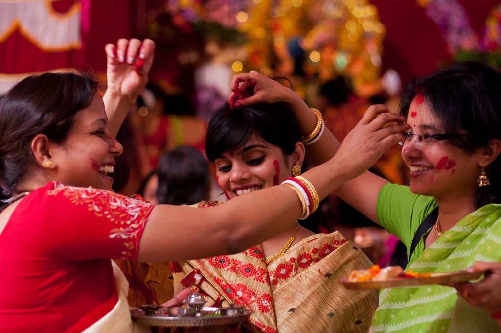 Durga-Puja-Sindur-Khela