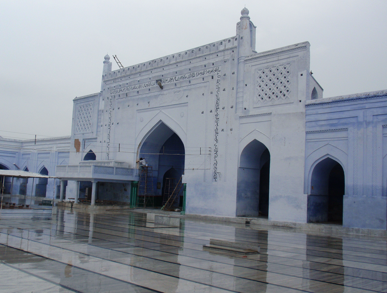 Muffasil-towns-ghosts-3