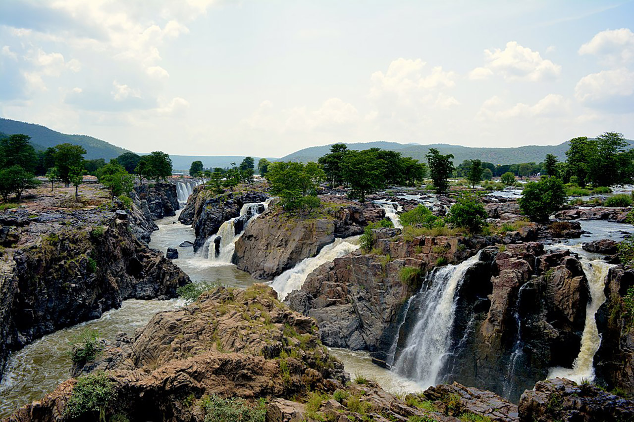 Waterfalls Near Mysore-Hogenakkal-Falls
