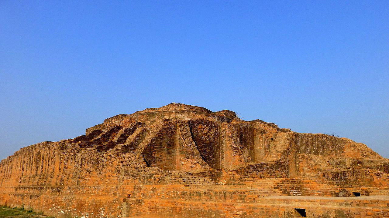 Great Stupas in India - Angulimala-Stupa