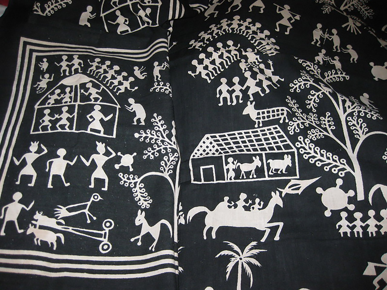 Handicrafts-of-India Warli-Paintings