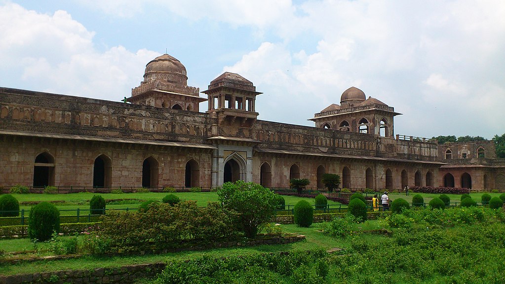Architecture of Madhya Pradesh - Jahaz Mahal of Mandu