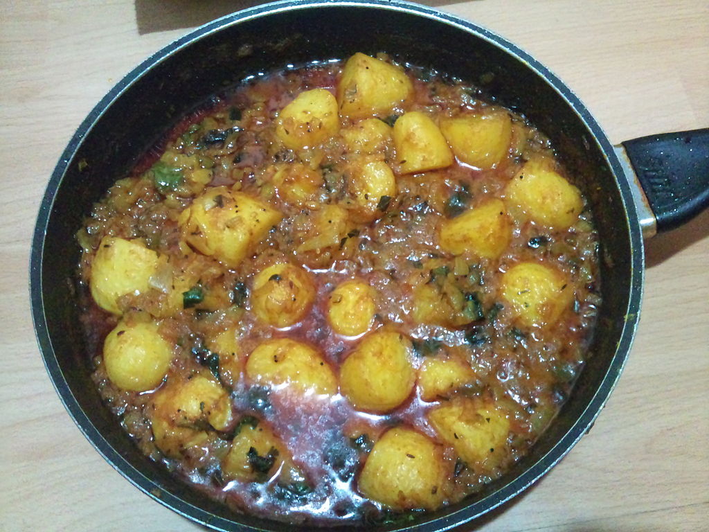 Kashmiri Aloo Dum Traditional Recipe