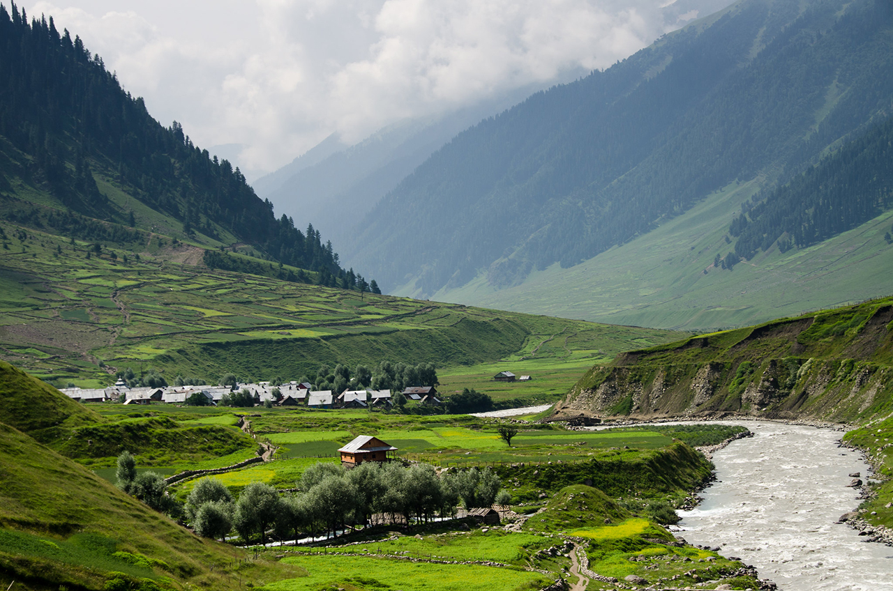 Places-in-Kashmir-Warwan-Valley