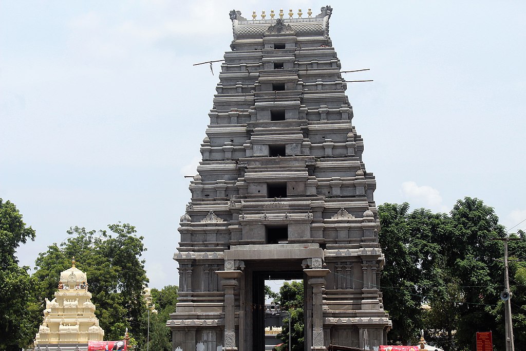 Temples in Andhra Pradesh - Amaralingeswara Swamy Temple 