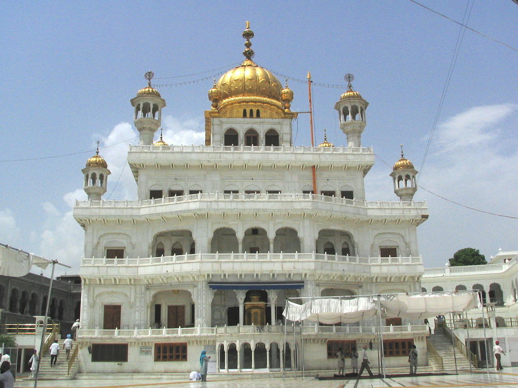 Historical Places in Punjab, Akal Takht