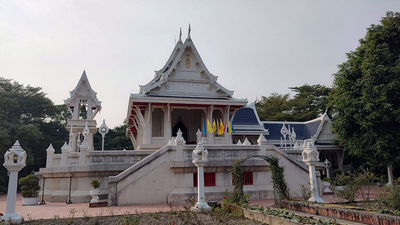 Kushinagar, Temple