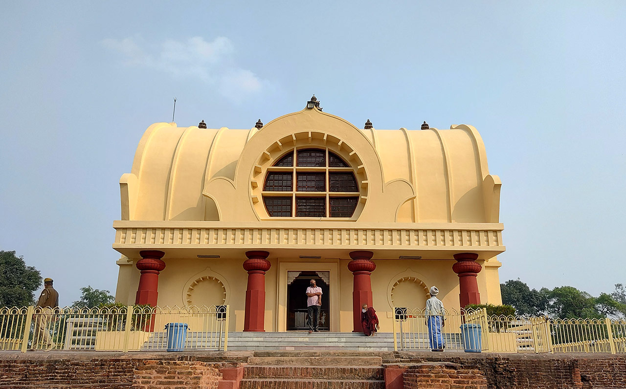 Kushinagar Mahaparinirvarna Temple