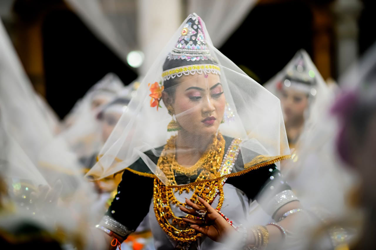Key-features-of-Manipuri-Dance