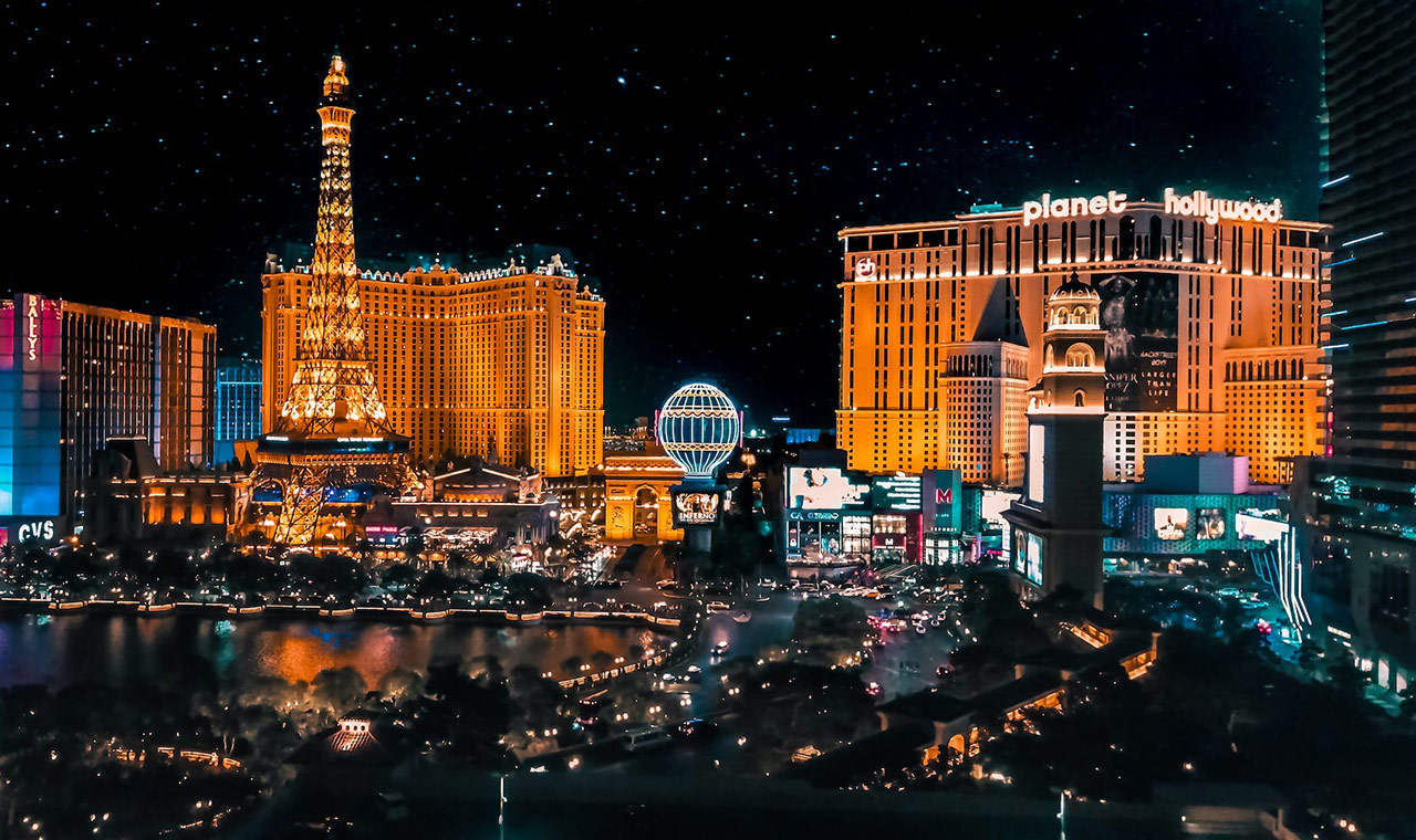 Things-to-Do-for-Valentine’s-Day-in-Las-Vegas-01