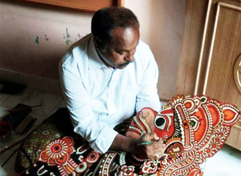 Tholubommalata, History and people