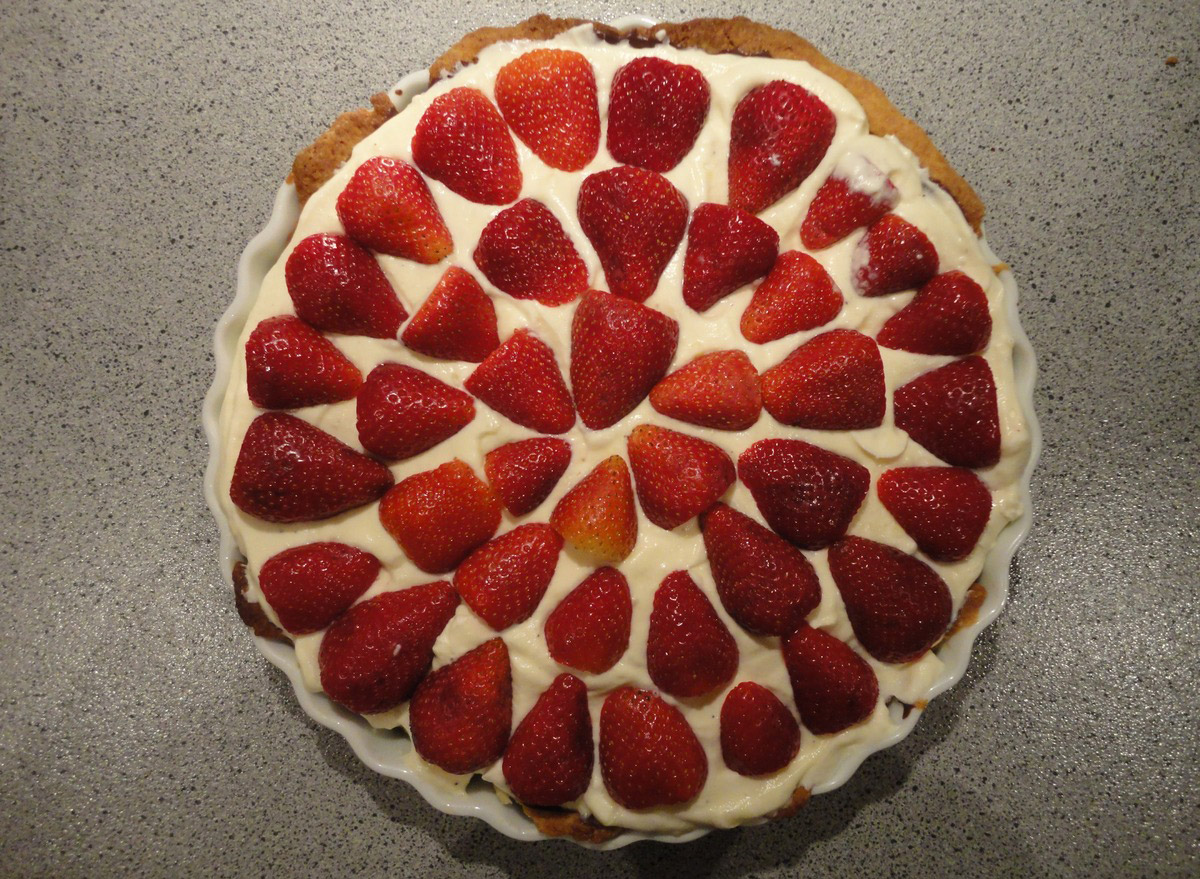 Dessert-Pizza-Ideas-Cheesecake-Fruit-Pizza