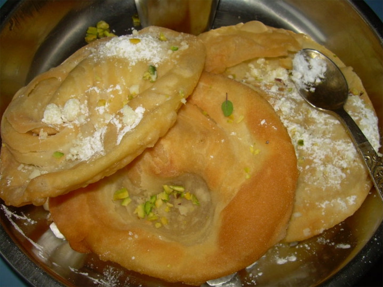 Sweet-Dishes-of-Karnataka-Chiroti