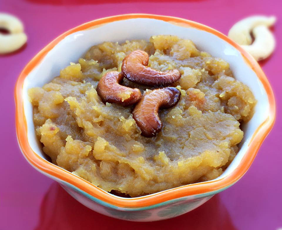 Sweet-Dishes-of-Karnataka-Hayagreeva-Maddi
