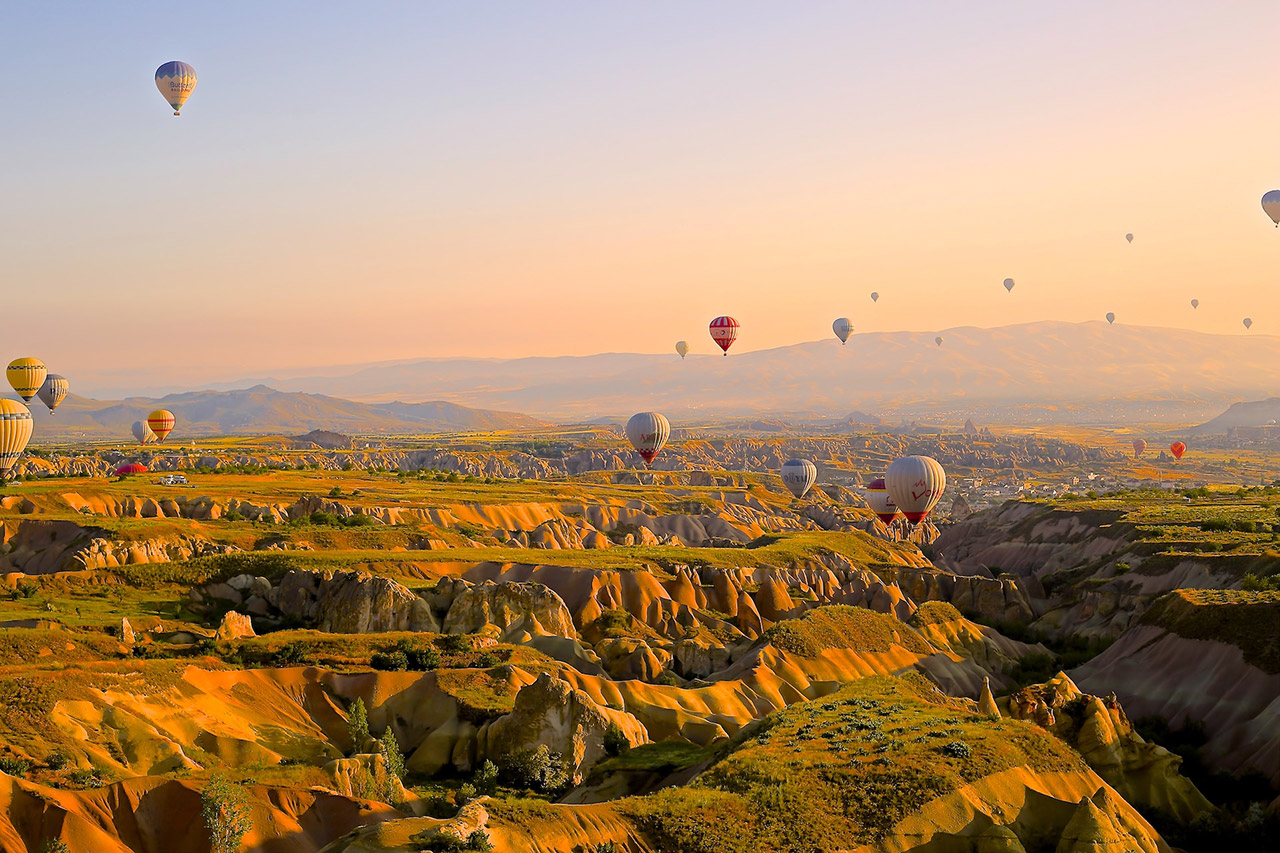 Why-Should-You-Visit-Cappadocia-Hot-air-balloon-tour