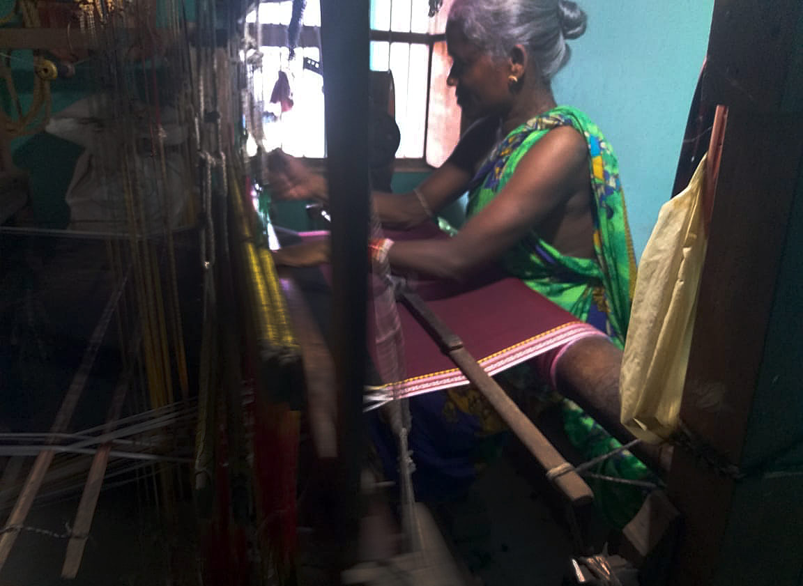 Dhalapathar-Weaving
