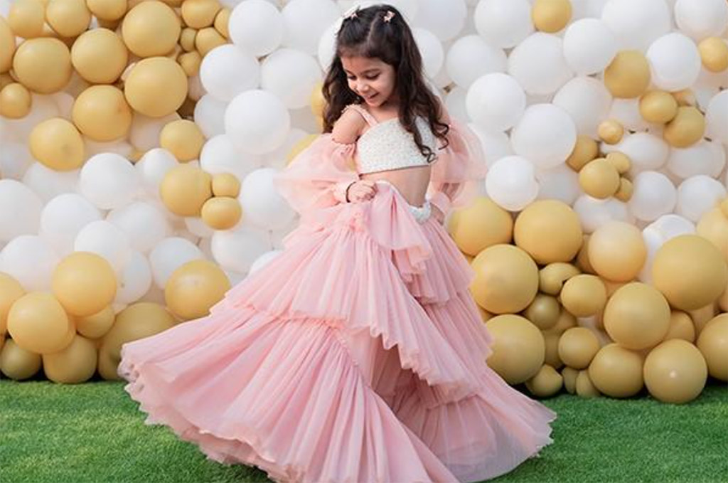 Things-to-Consider-While-Buying-Kids-Lehengas-02