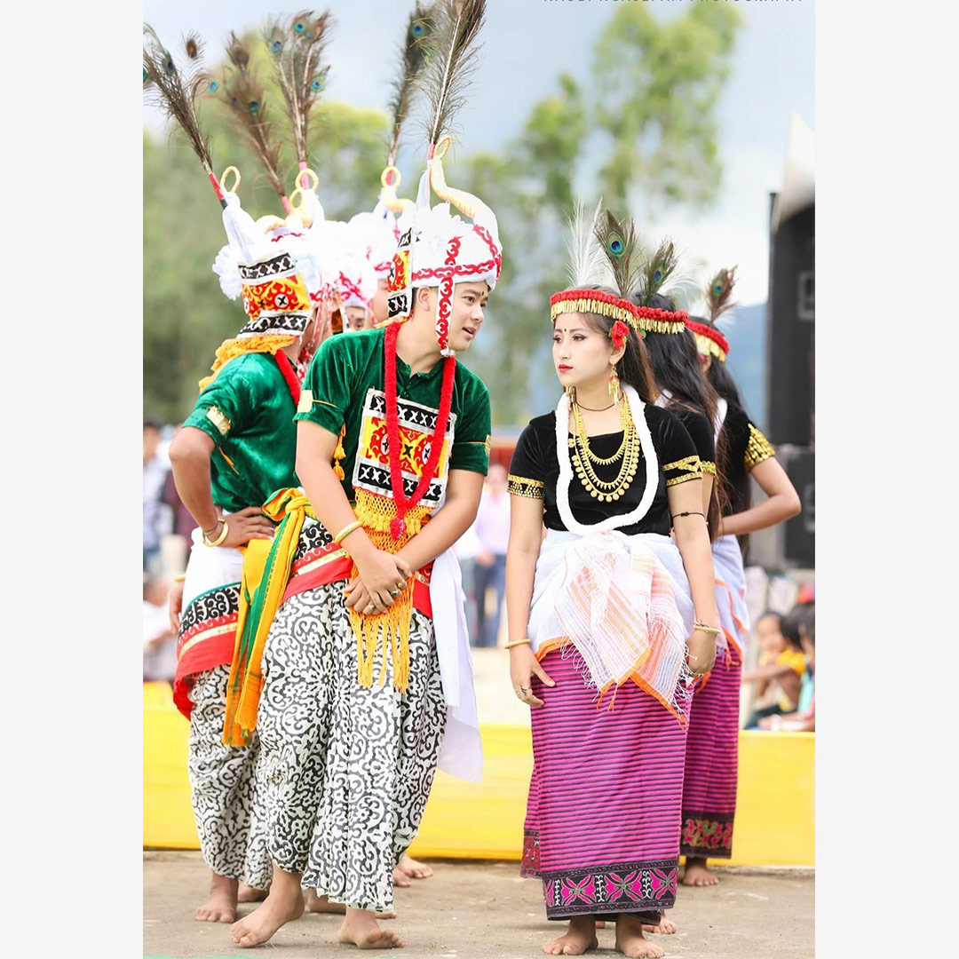 Traditional-Dresses-of-the-Seven-Sisters-Manipur