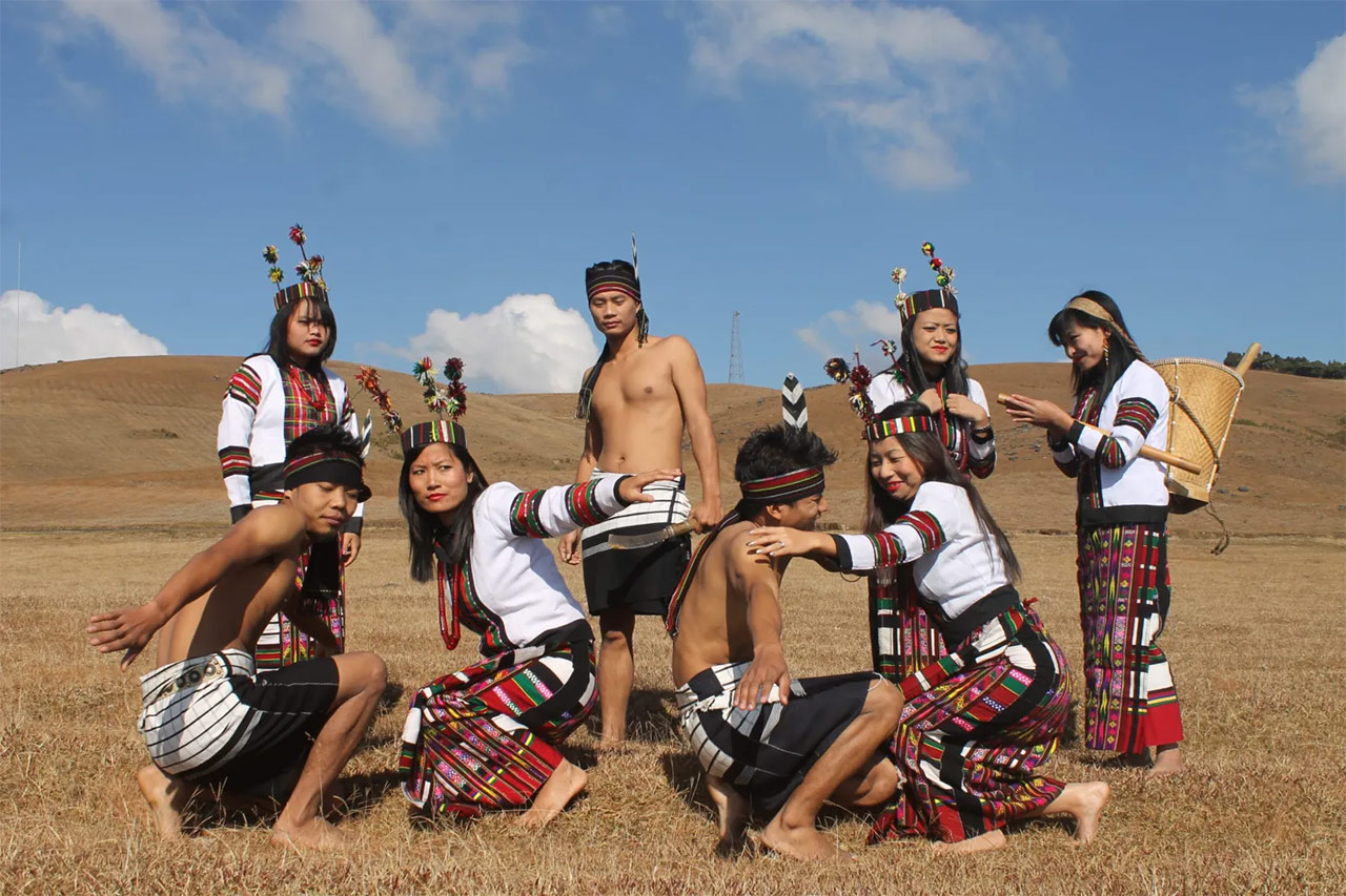 Traditional-Dresses-of-the-Seven-Sisters-Mizoram