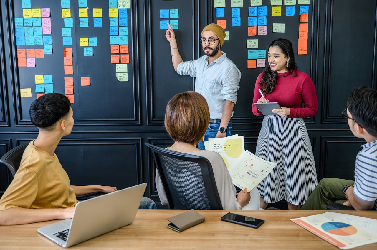 How Indian Startups Are Redefining Global Business Strategies-01