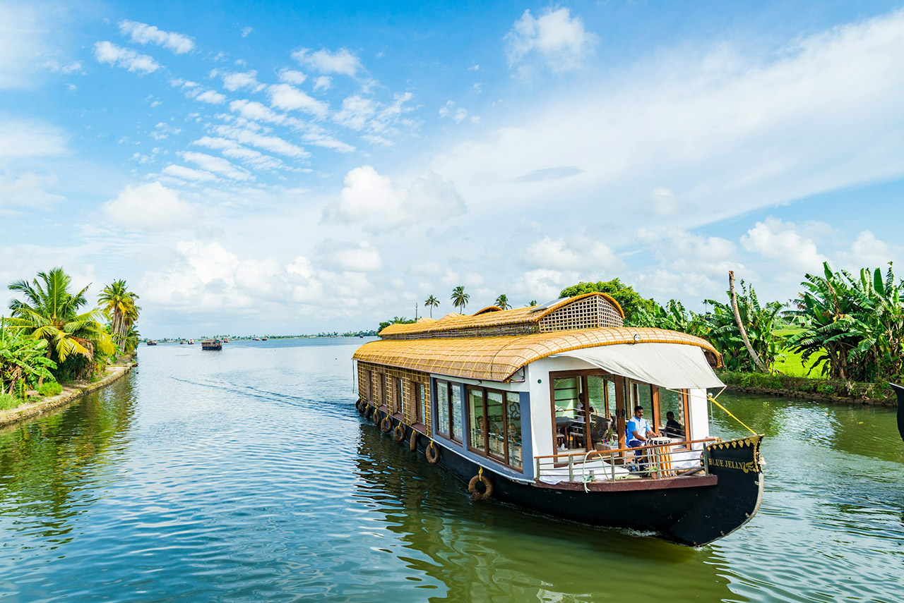 Places-To-Visit-in-Kerala-for-Weekend-Getaways-02