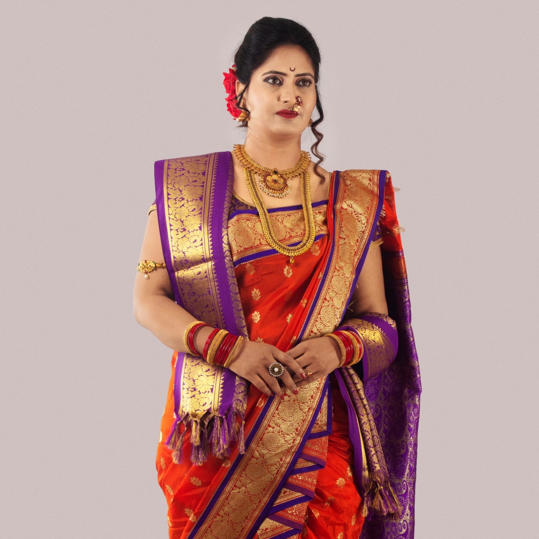 Traditional Dresses for Ganesh Chaturthi Nauvari Saree-01