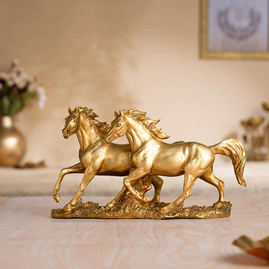 5-Vastu-Idols-You-Can-Gift-at-a-House-Warming-Vintage-Running-Horse-Antique-Statue
