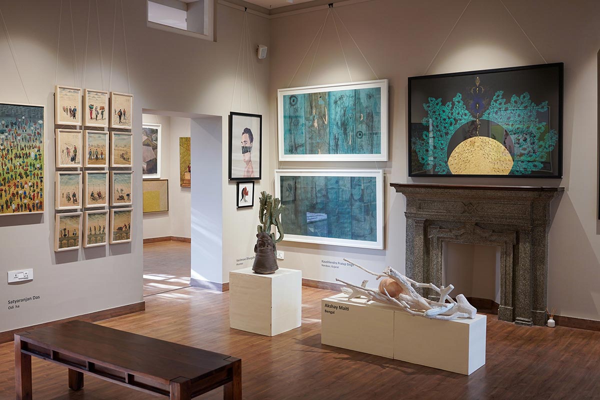 Dhoomimal-Gallery-to-Spotlight-60-Emerging-Artists-at-Ravi-Jain-Exhibition-01