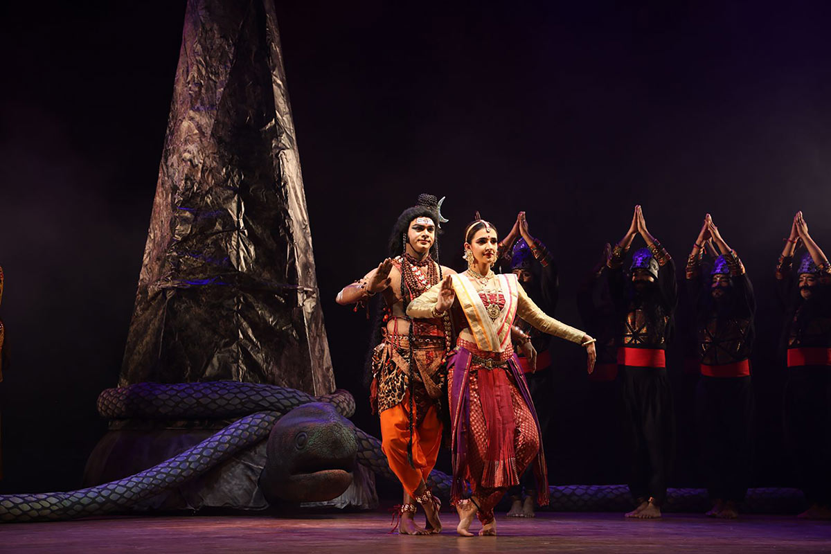 opening-performance-Amruth-Manthan.