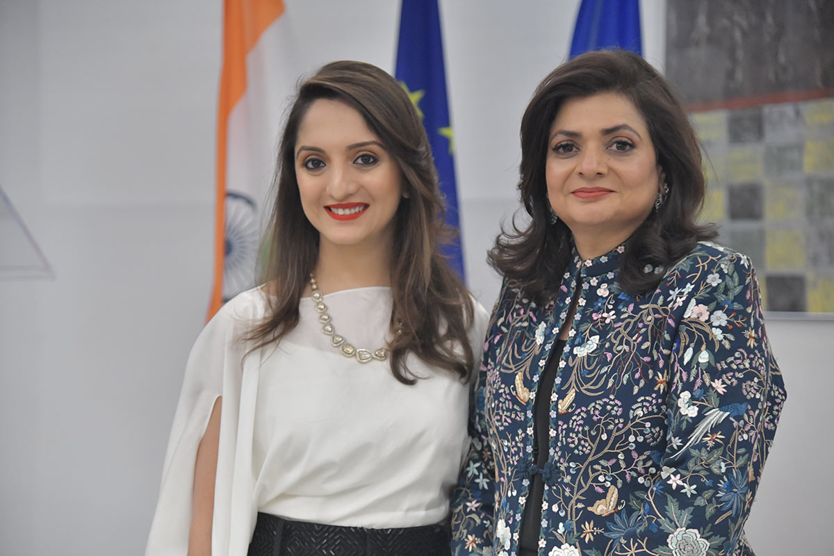 L_-Anahita-Taneja-_-R_-Shefali-Somani-_-Shrine-Empire