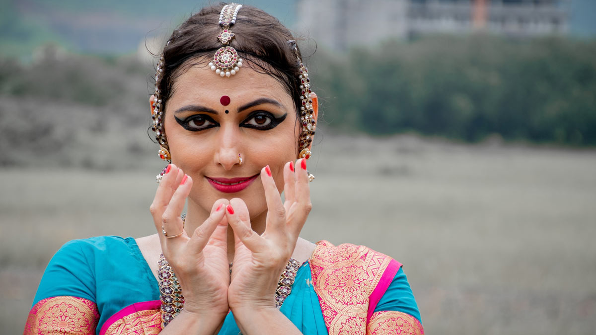 Bharatanatyam-Artist-Apeksha-Niranjan-Brings-Indian-Classical-Dance-Evenings-to-Serbia-01