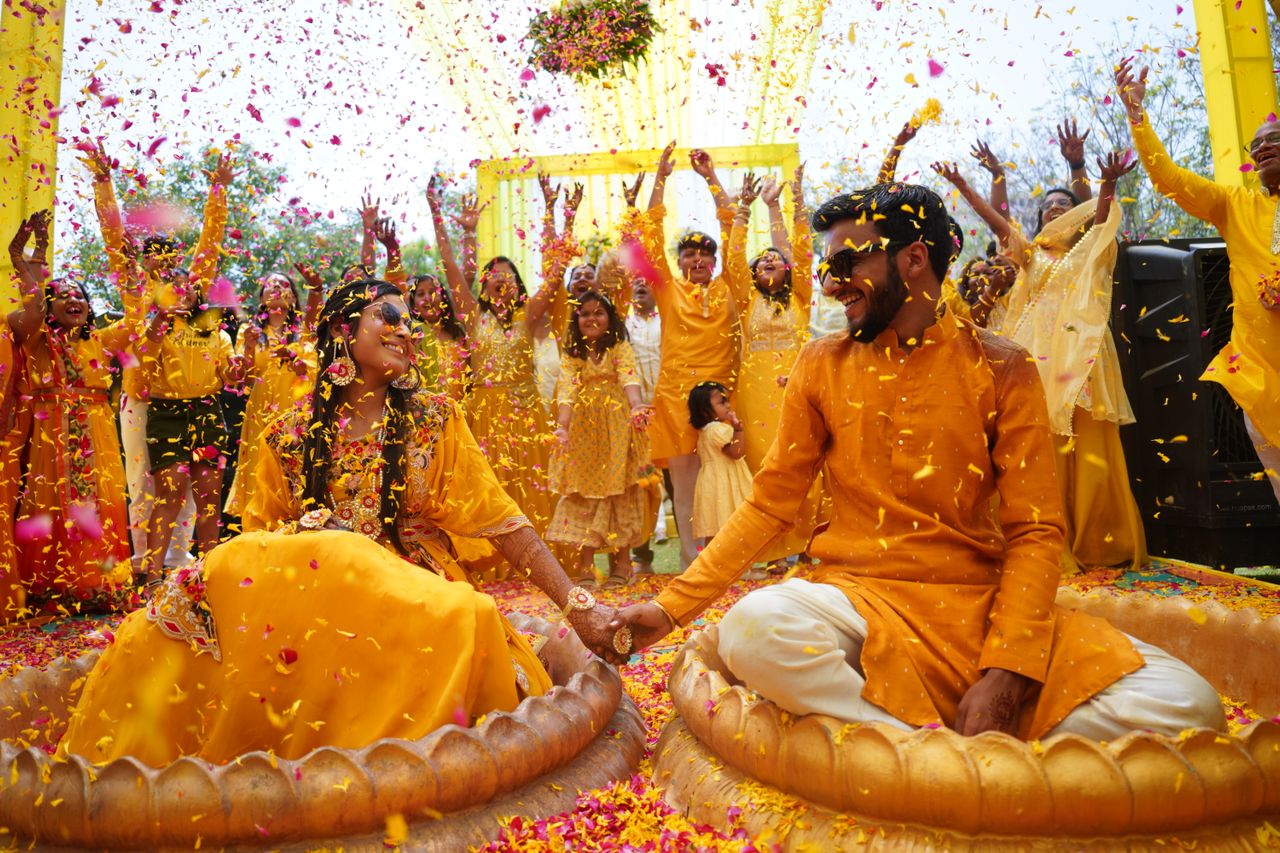 How Flowers Move Through a Multi-day Celebration