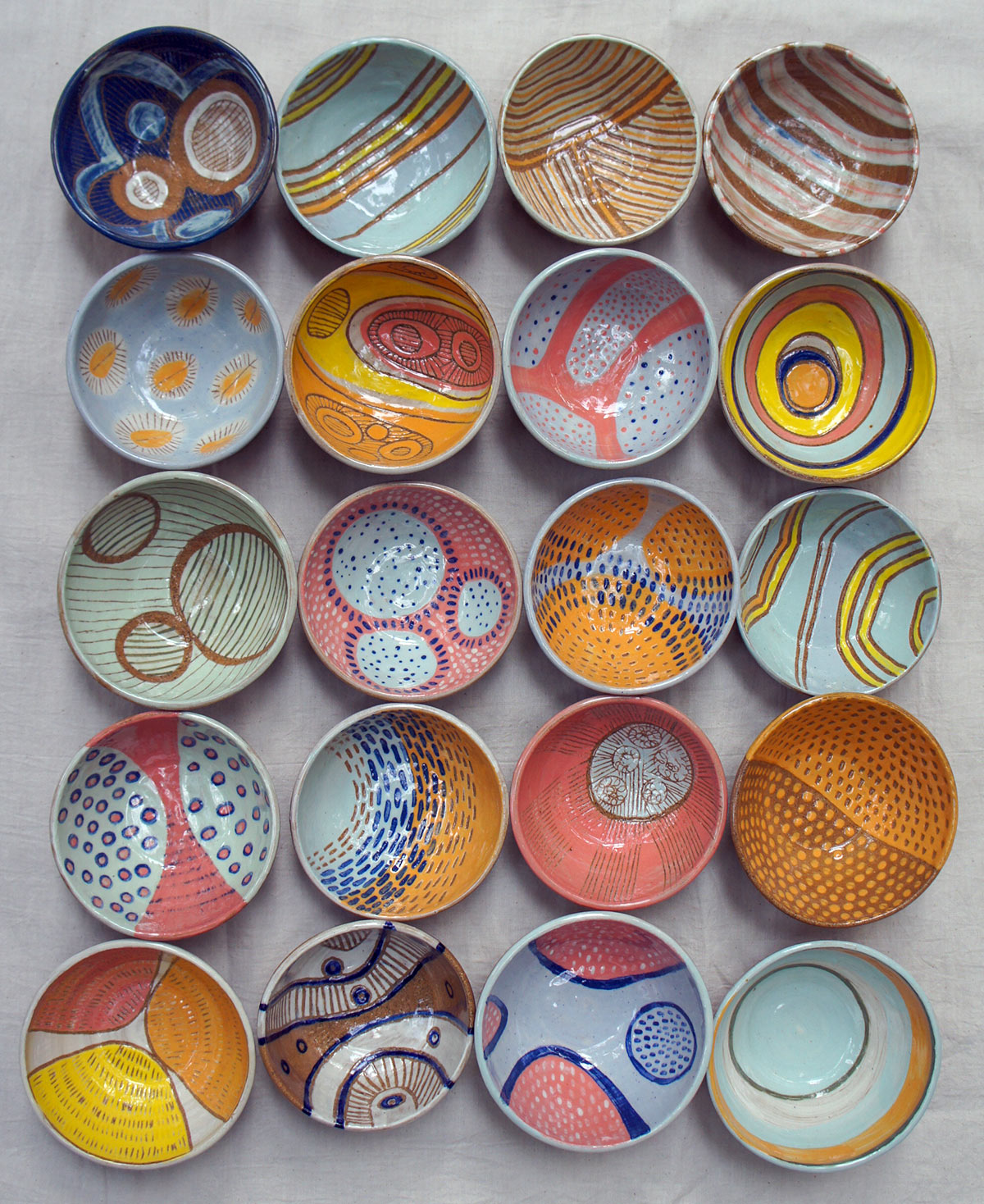 Koorm_Small-bowls-4-inch-by-2-inch