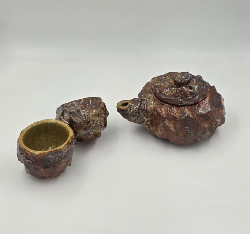 Stonehenge tea set