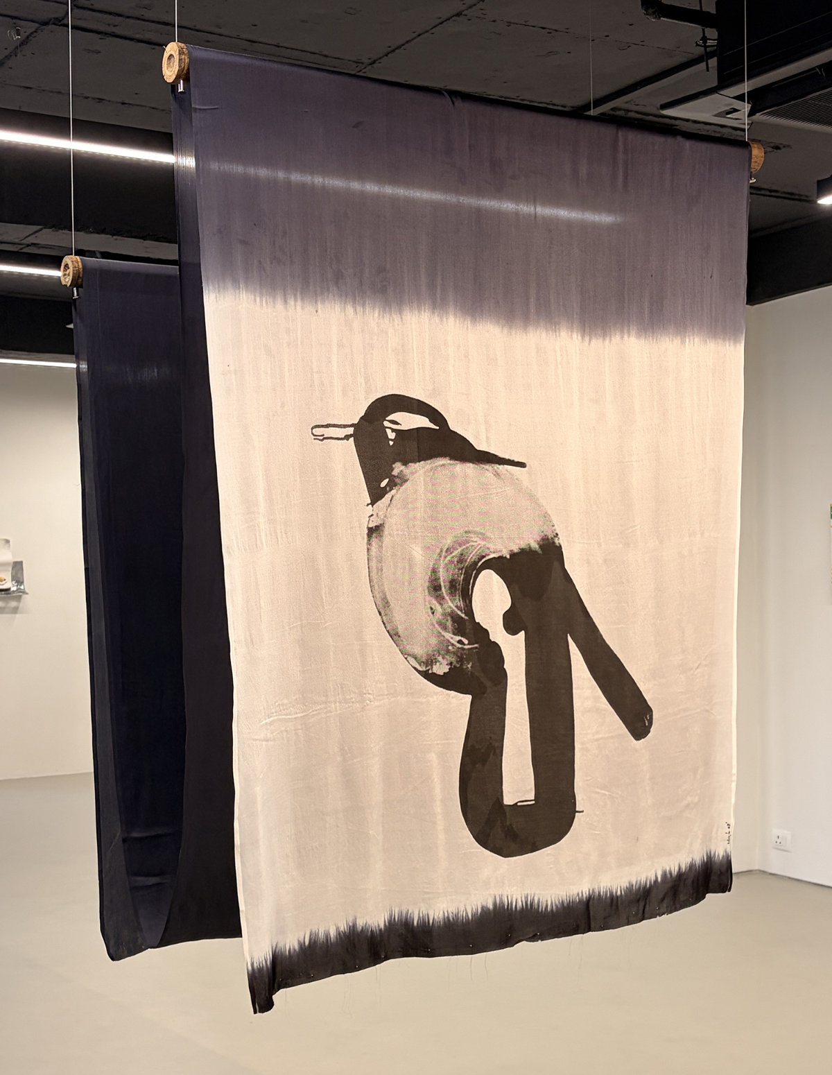 Sing. No Cry Group Exhibition at Thapar Contemporary-06