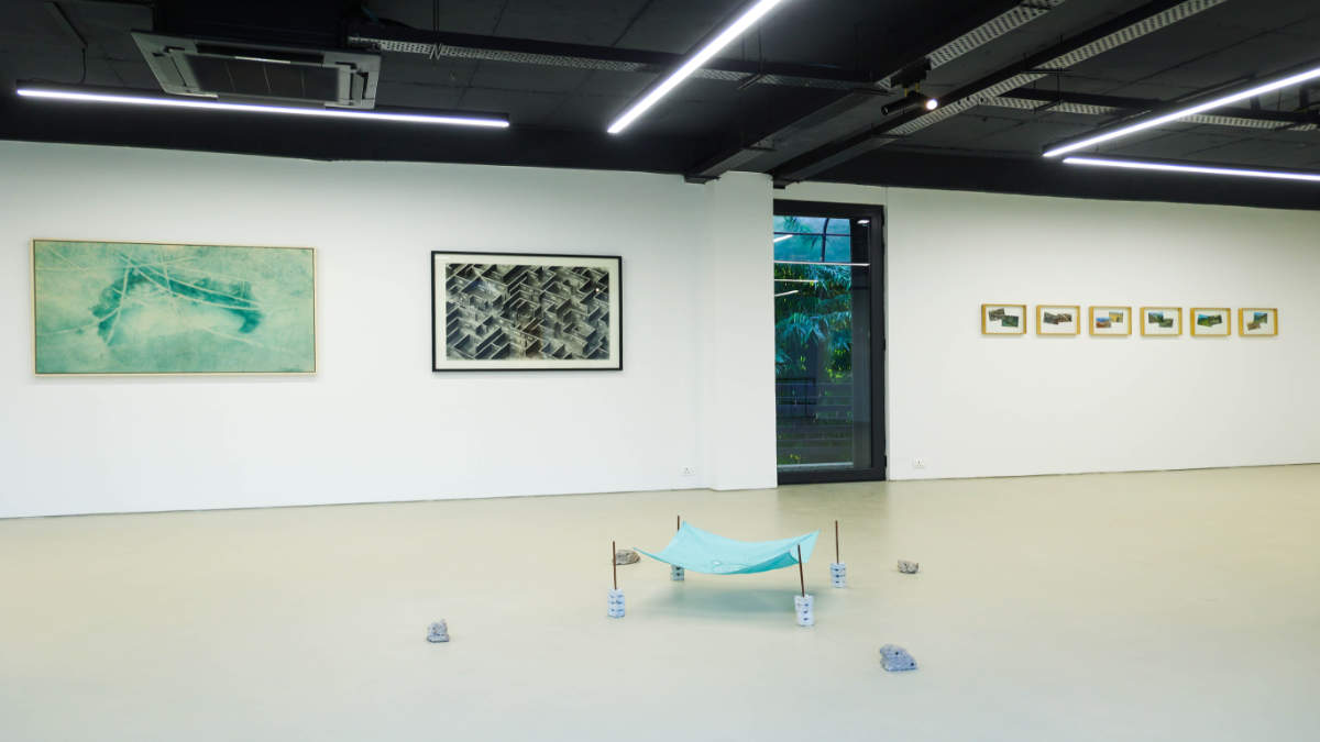 Mouth open No time to breathe Thapar Contemporary-01